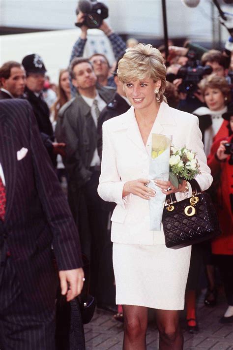 dior chouchou|princess diana and christian dior.